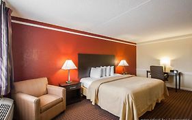 Econo Lodge Memphis Tennessee